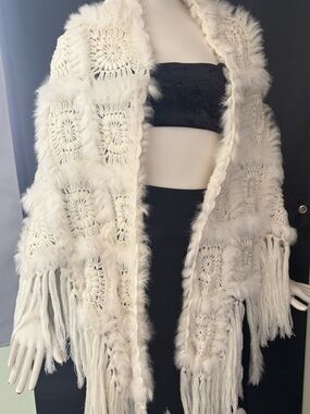 White Crochet & Rabbit Fur Fringe Shawl